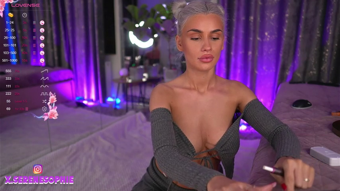 Serene_Sophiex