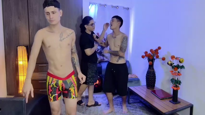 badguyss_bisex