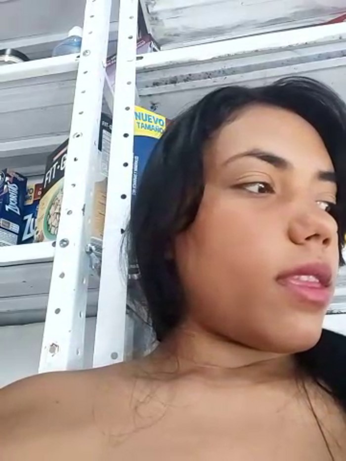 Nikol2302