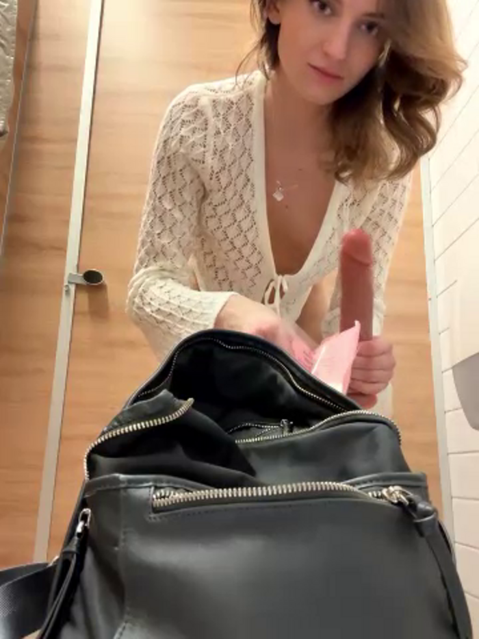 -AngelAri-