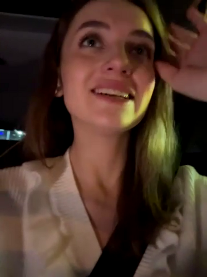 -AngelAri-