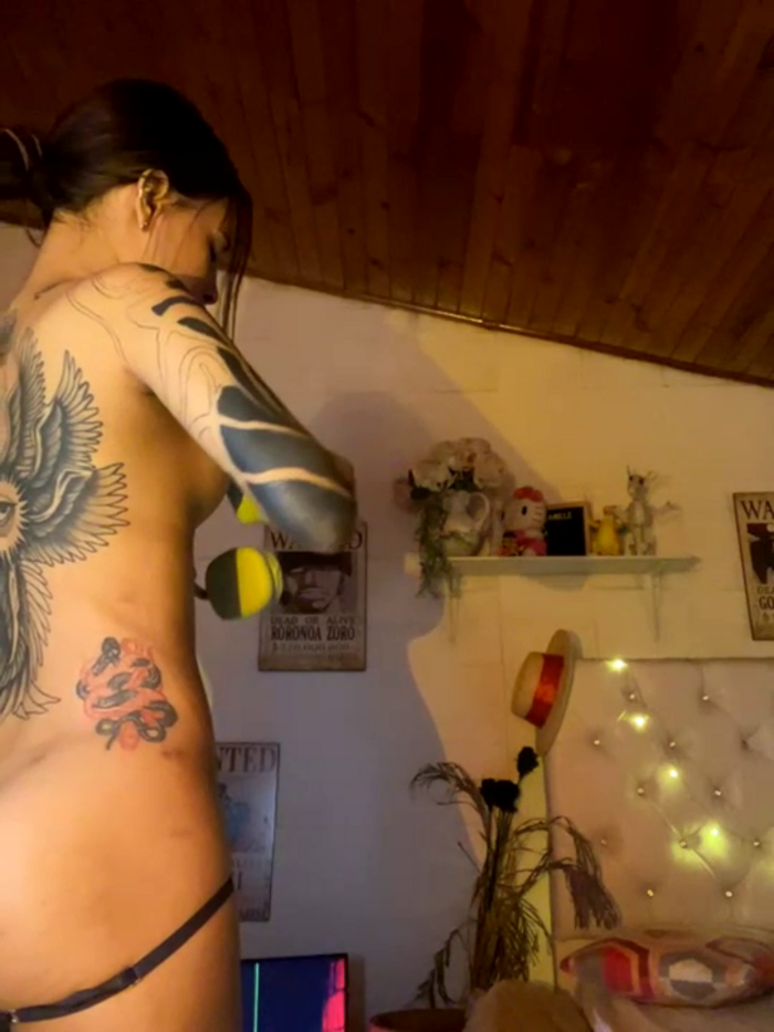 alessia_iris19