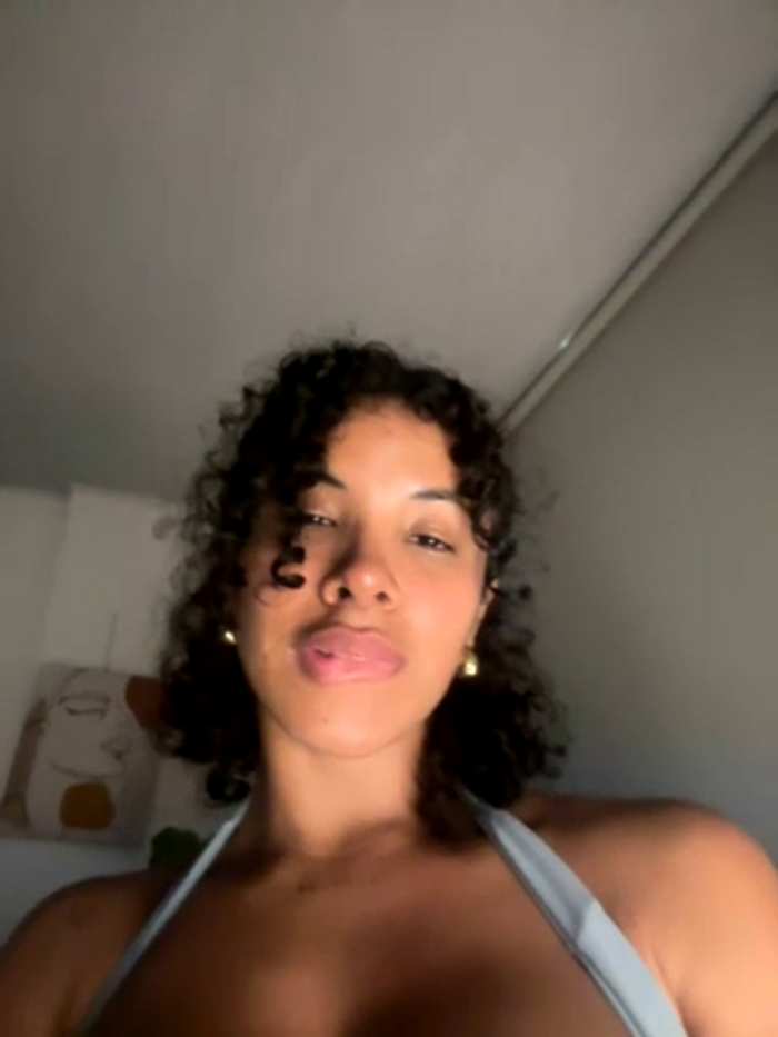Brunettexio