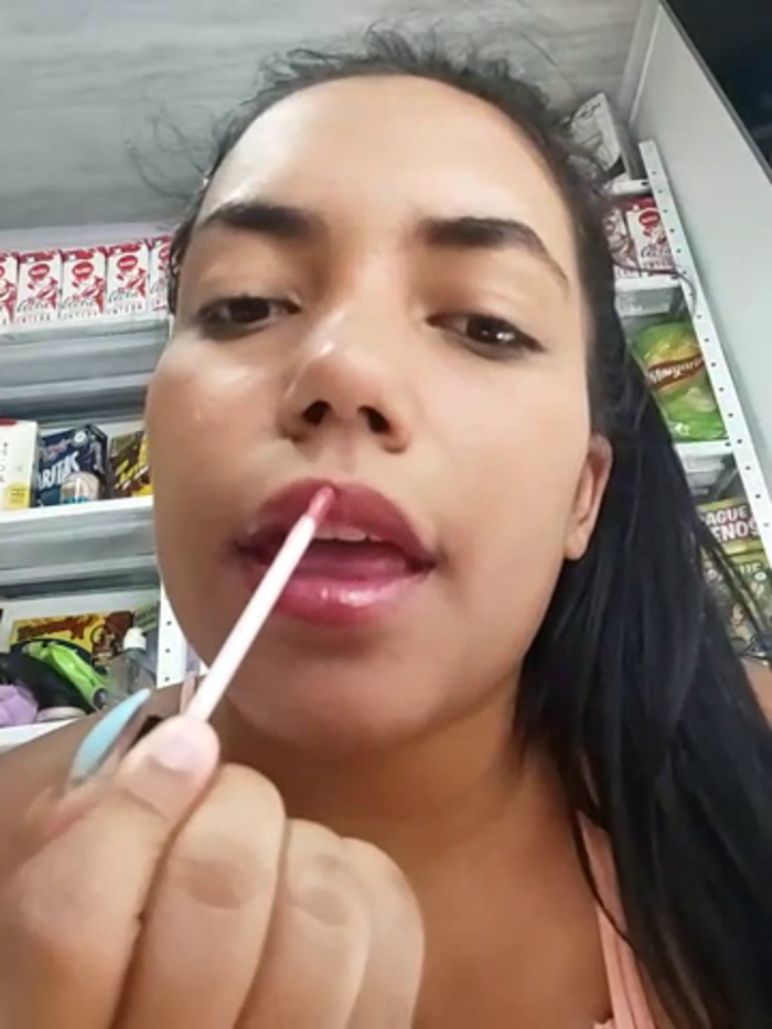 Nikol2302