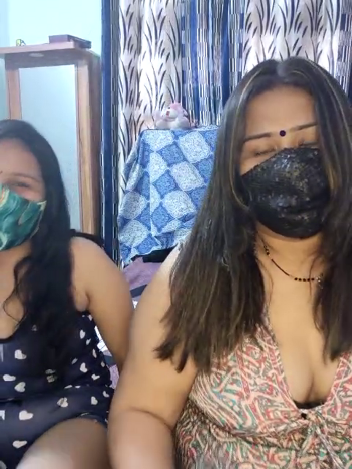 Indian_hotmilfs