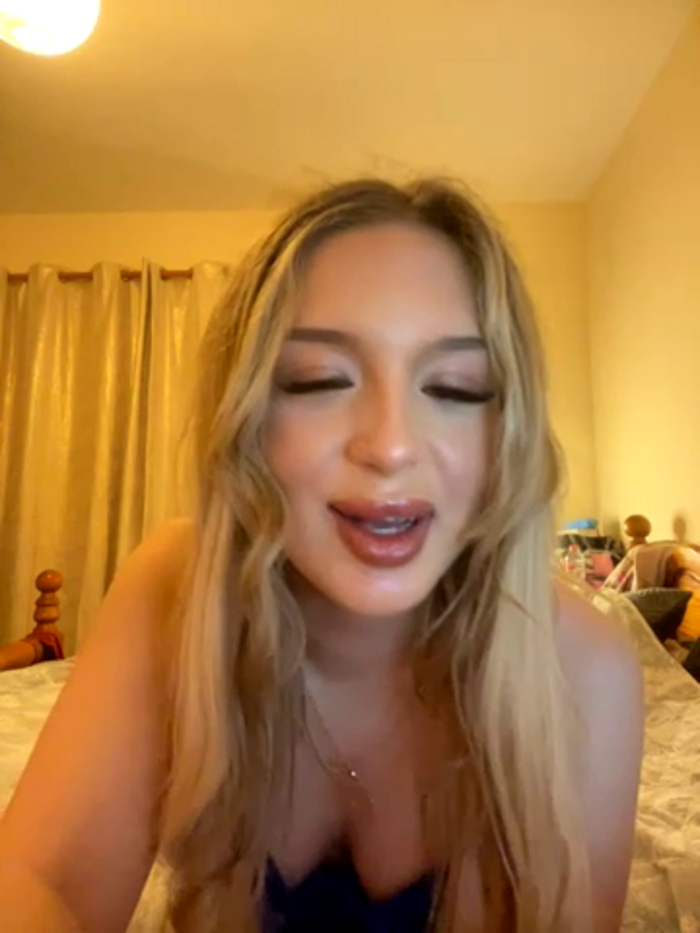 Young_horny_barbie