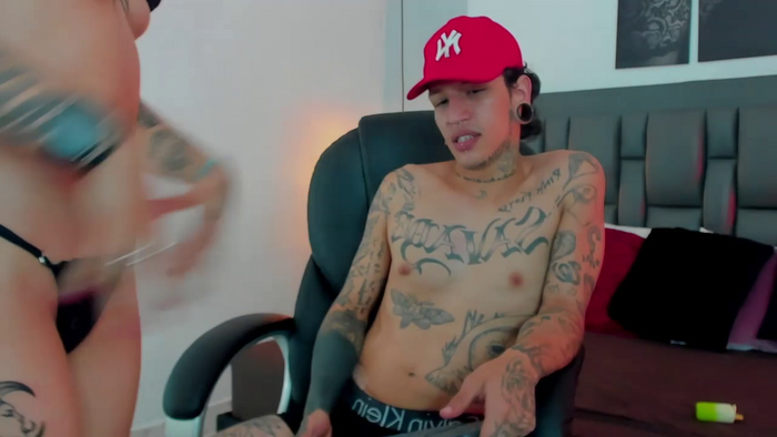 Krystal_x_Savage