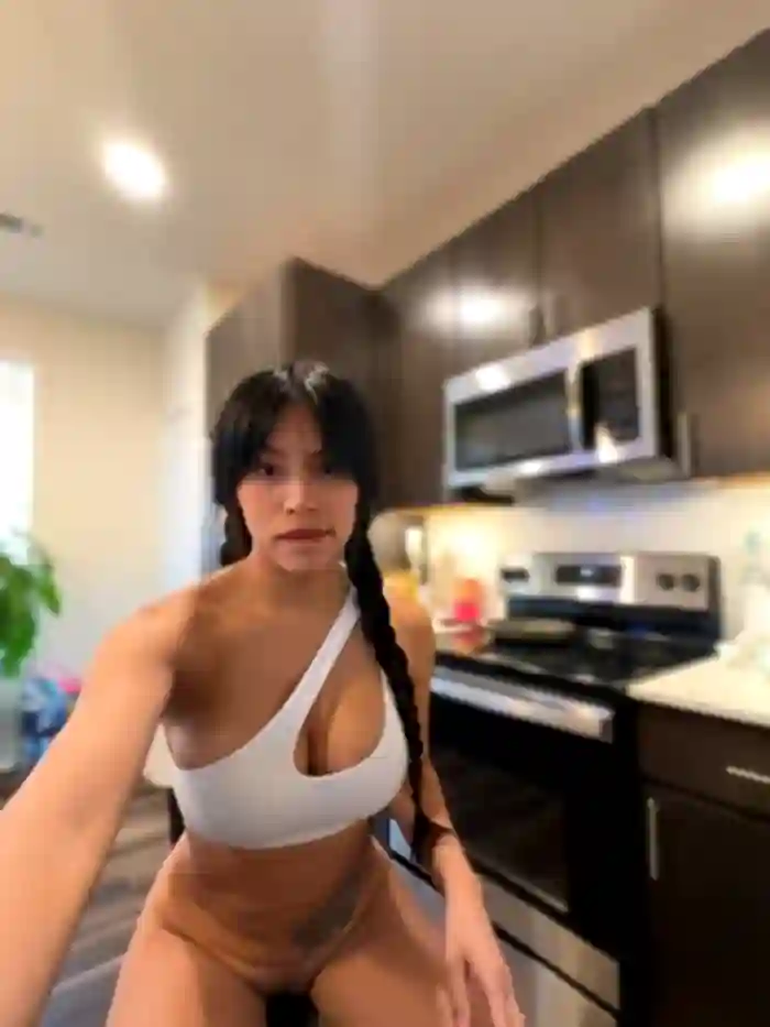 2024/04/24/stripchat-shaarebaare-15-27-14