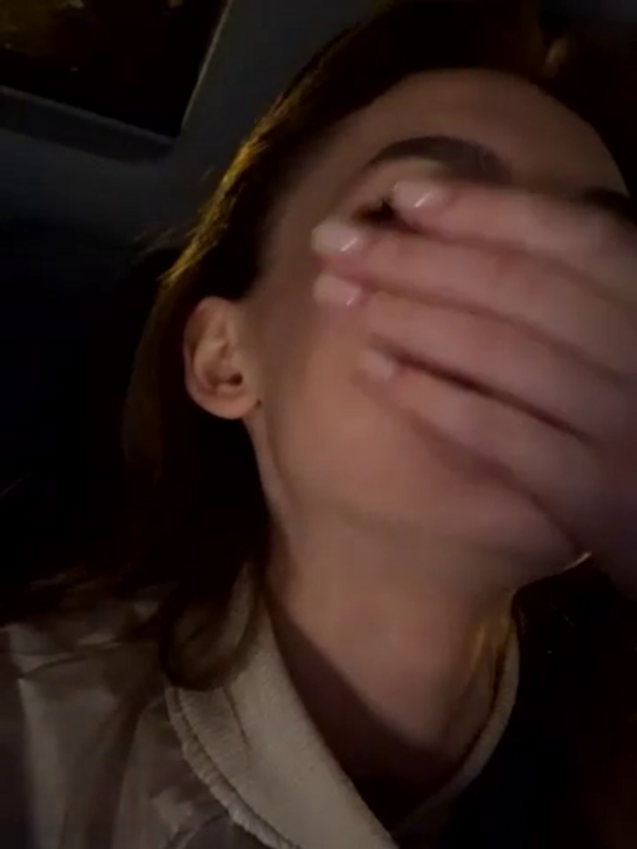 -AngelAri-