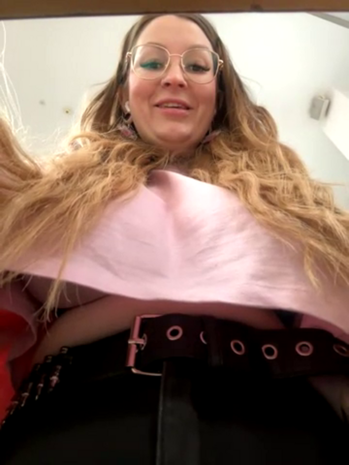 Teya_moon_
