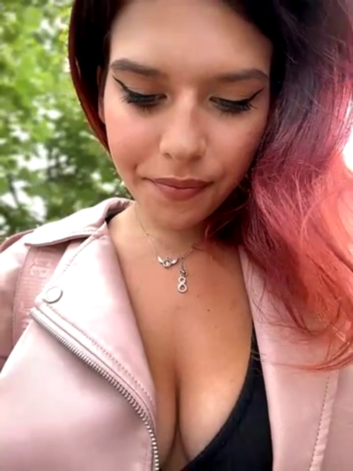 RiriRoseey