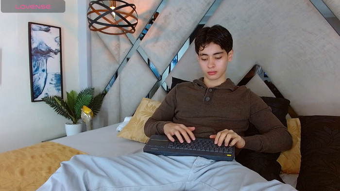 Damon19_