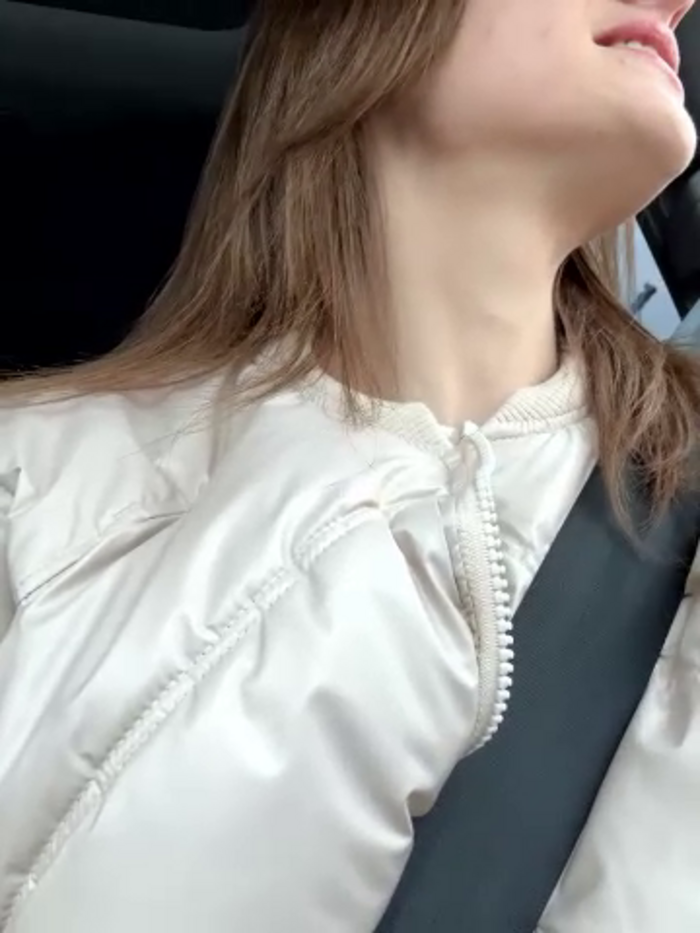-AngelAri-