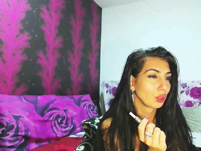 BrunetteBabe69