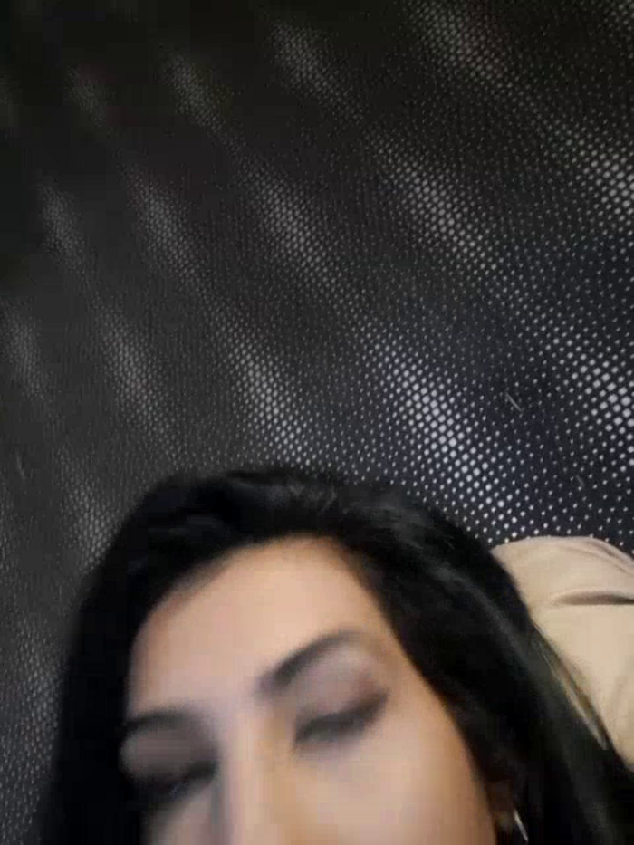 BrunetteBabe69