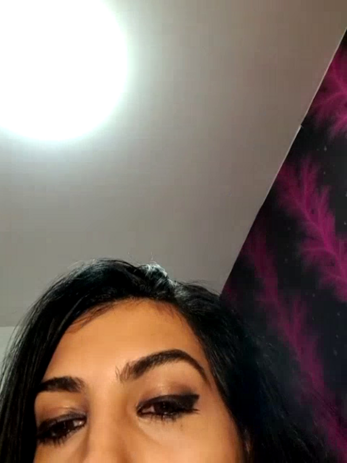BrunetteBabe69