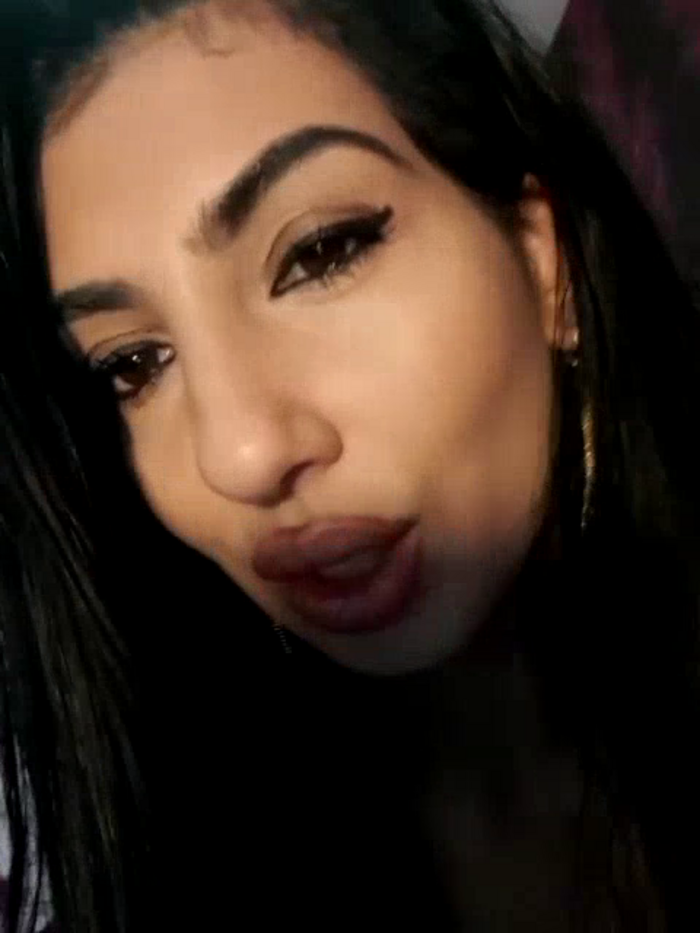 BrunetteBabe69