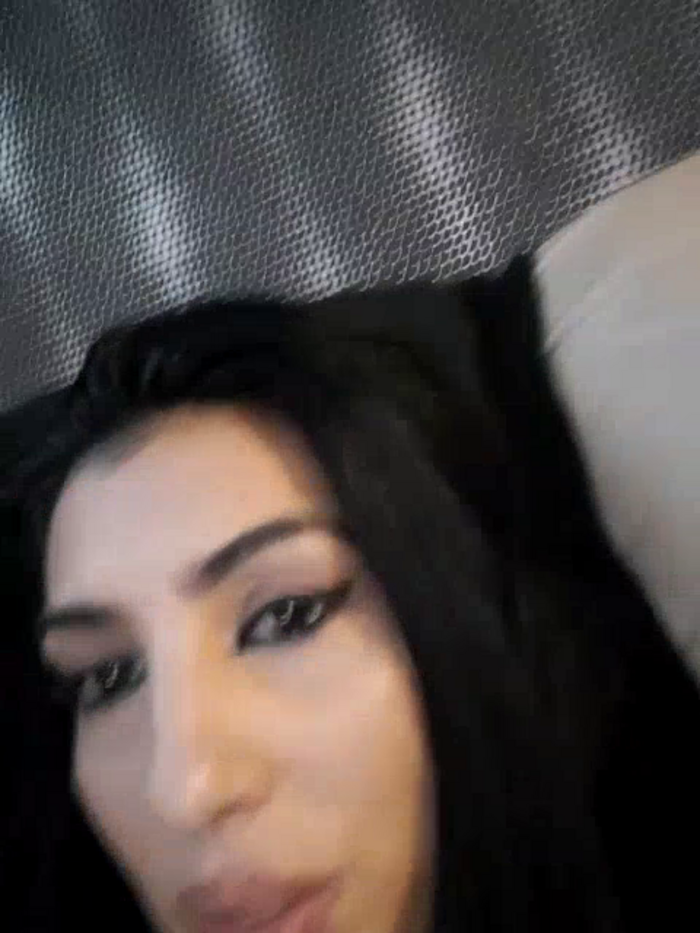 BrunetteBabe69