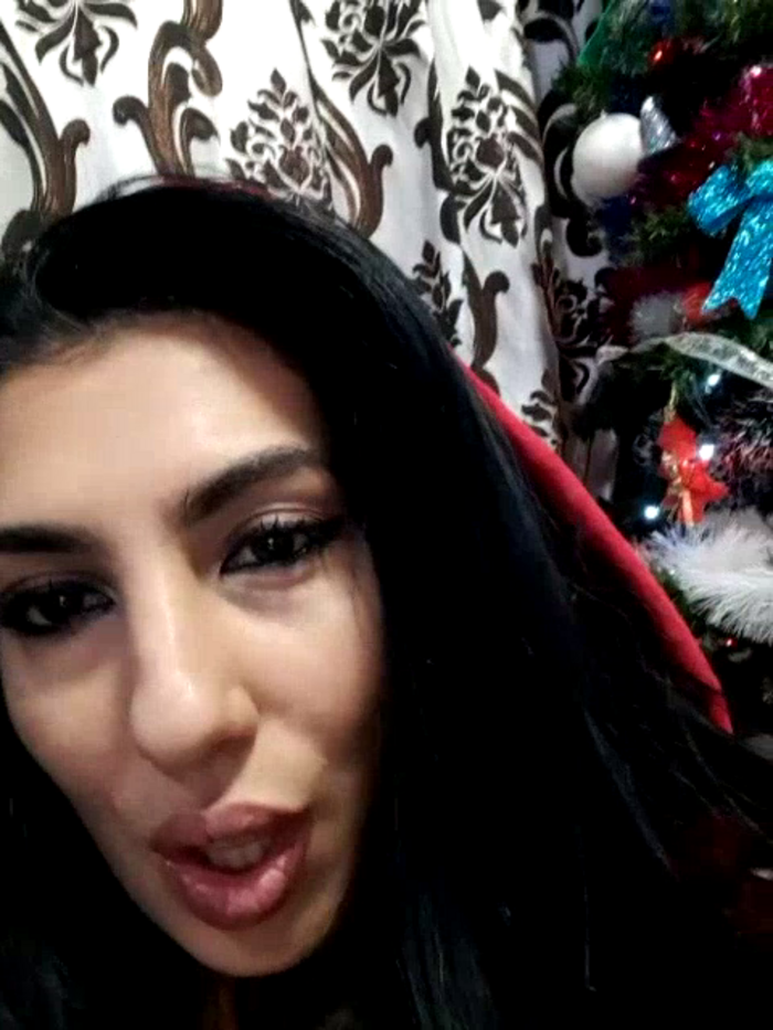 BrunetteBabe69