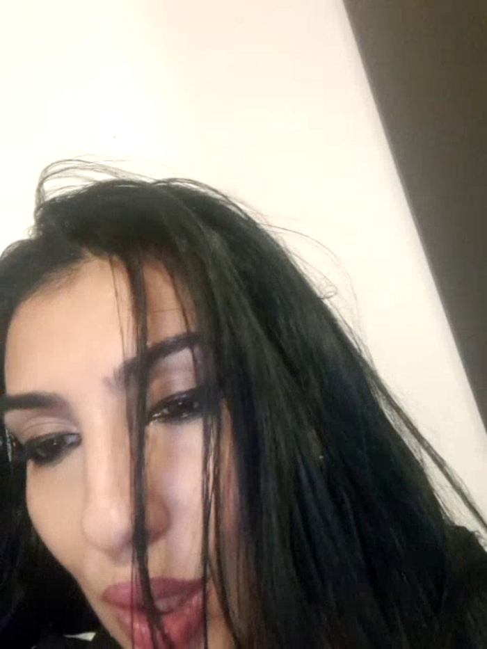 BrunetteBabe69