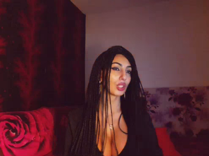 BrunetteBabe69