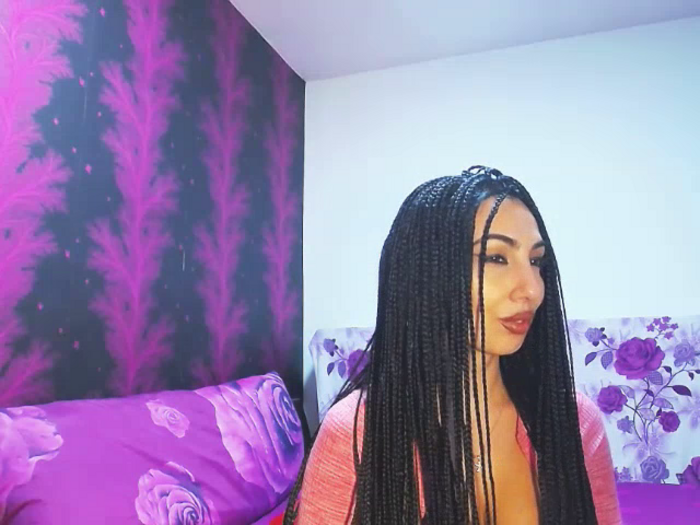 BrunetteBabe69