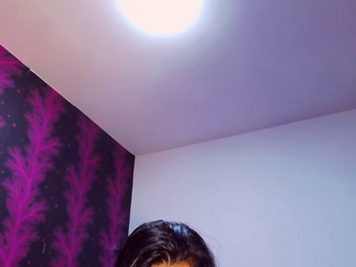 BrunetteBabe69