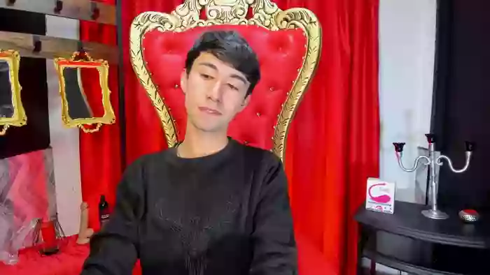 2023/08/08/xlovecam-olivermj-14-18-30