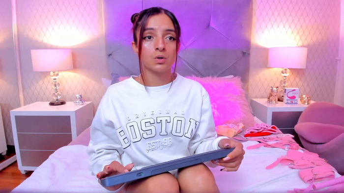 SaarahJones