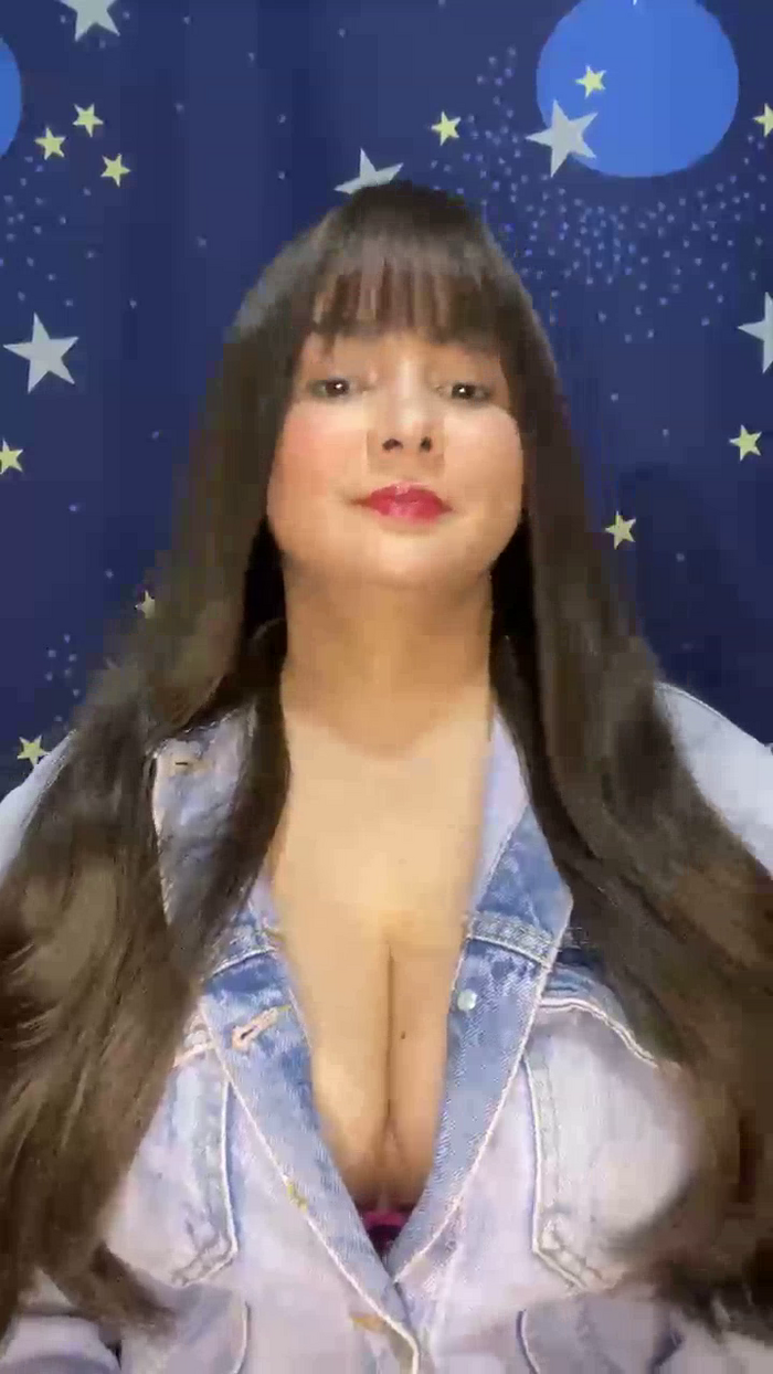 VikkyRose