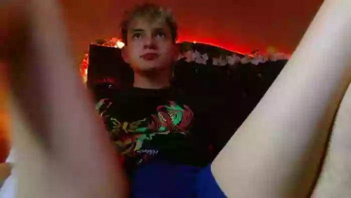 2023/11/11/xlovecam-bastianleonis-22-35-21