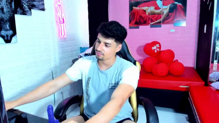 DavidBigCockStrong