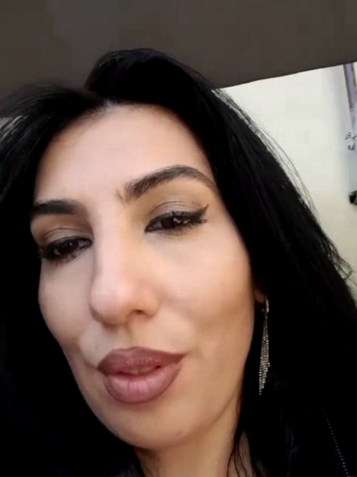 BrunetteBabe69