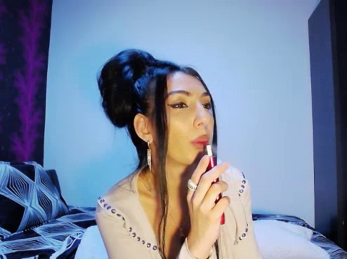 BrunetteBabe69