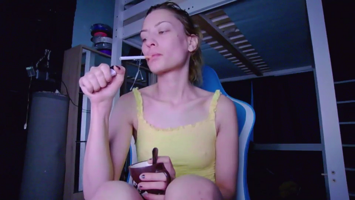 KaroKaroline