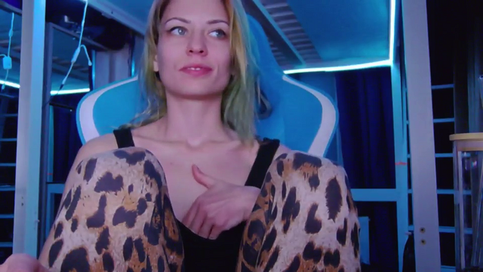 KaroKaroline
