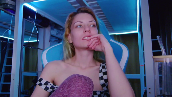 KaroKaroline