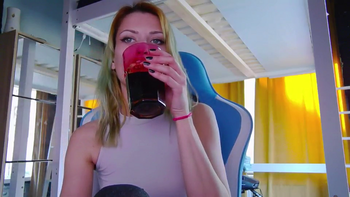 KaroKaroline