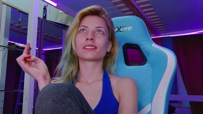 KaroKaroline