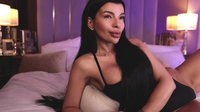 EleniaDevons
