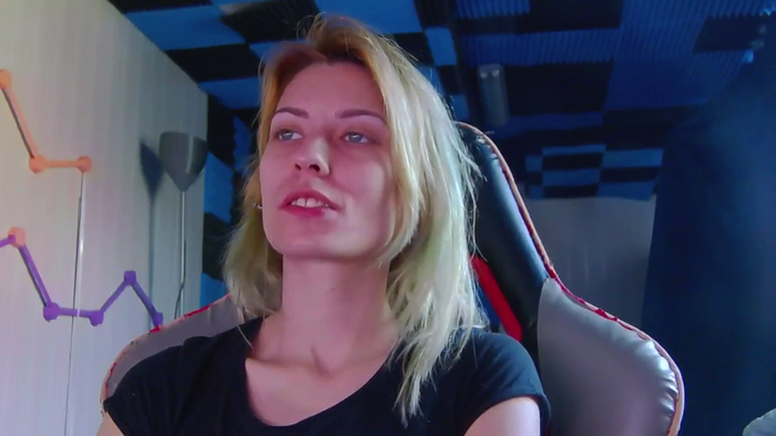 KaroKaroline