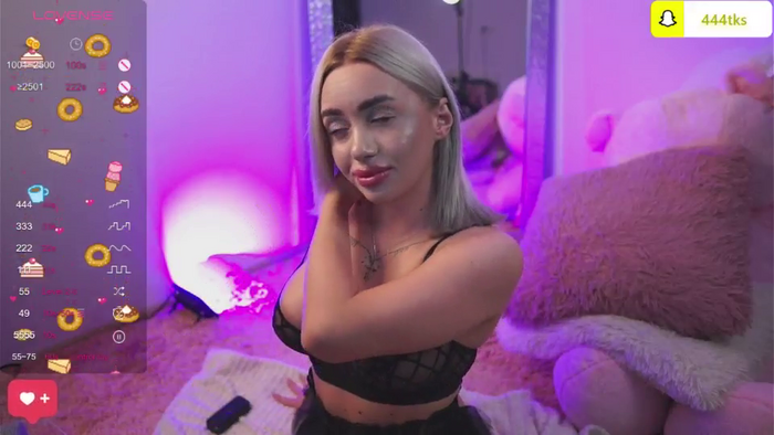 CuteLittleBlondy