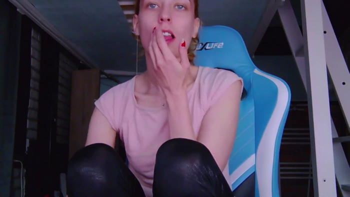 KaroKaroline